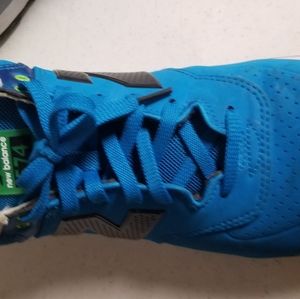 new balance mens sneakers